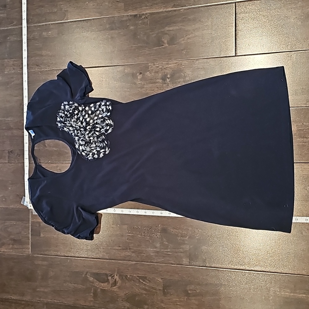 Cute floral ruffle detail broche like fitted cotton dress